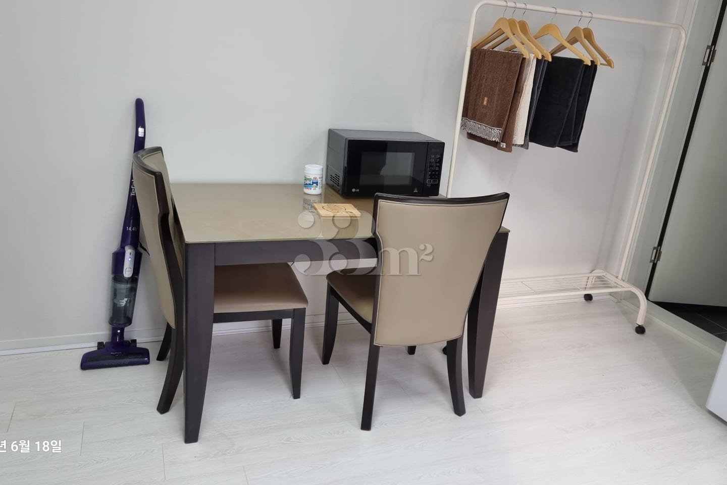 Luxury studio, 3 minutes from Heukseok Statio 0th image