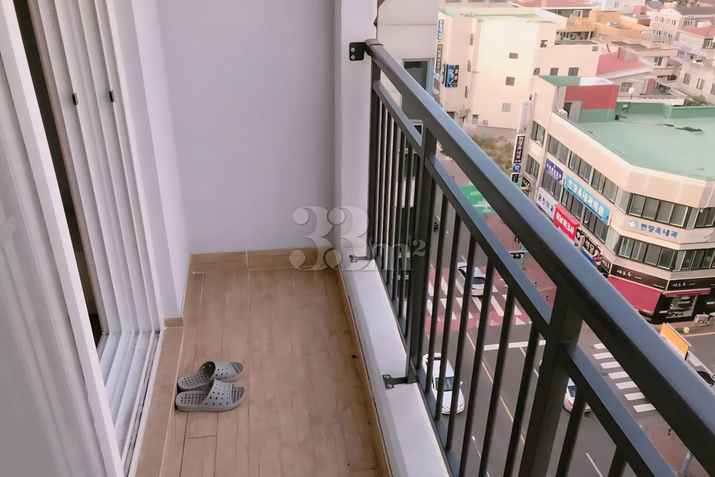 Modern Terrace 1th image