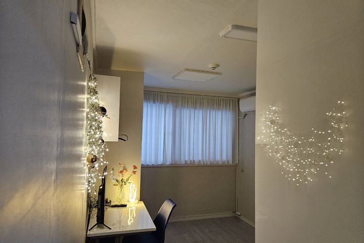 Newly opened, 9 minutes from Hongik Universit 1th image