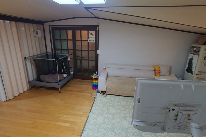 4th floor of a luxury house in Seocho 10th image