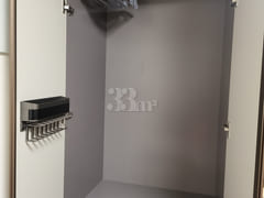 New studio apartment in a prime location righ 9th image
