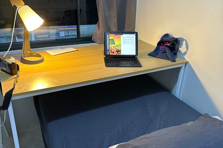 Stay Cozy Sunshine Room 1th image