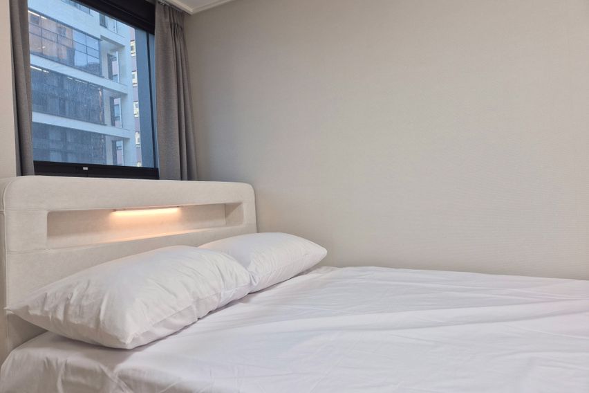 🩷명동5분 깔끔710