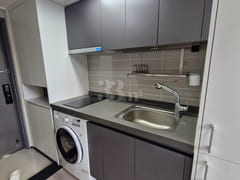 Newly built officetel near Yeongdeungpo Marke 1th image