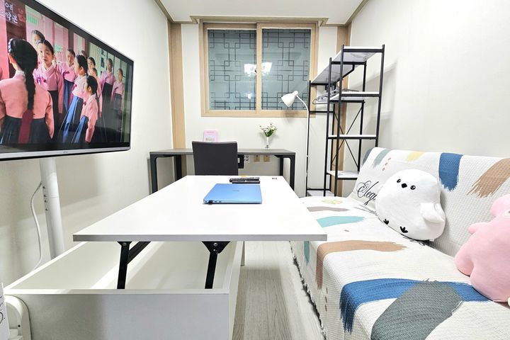 Dunsan-dong + Fully Furnished + Separate Livi 7th image