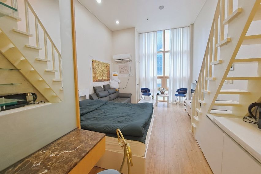 전망좋고 넓은 복층집