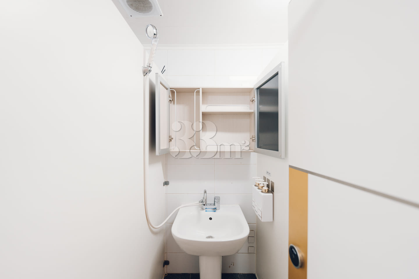 Unit 303 Outer Window Room 14th image