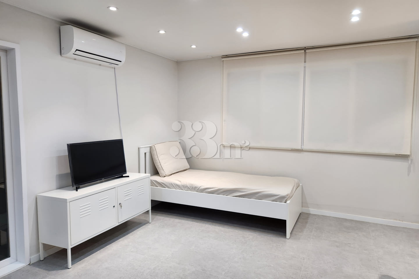 Bright, quiet, and spacious studio apartment 7th image