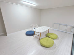 HUFS/Hoegi Area / 2-Bedroom / Duplex 7th image
