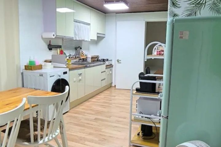 5 mins from Saejeol Station / 2 Queen beds 14th image