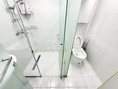 5-minute walk from Gangnam Gyodae Station, du 6th image