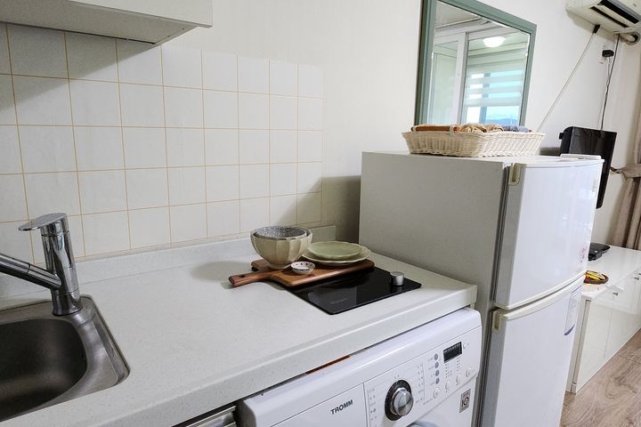 Paju Industrial Complex, fully furnished, 706 10th image