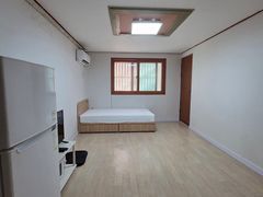 Affordable studio apartment in Gokseon-dong, 2th image