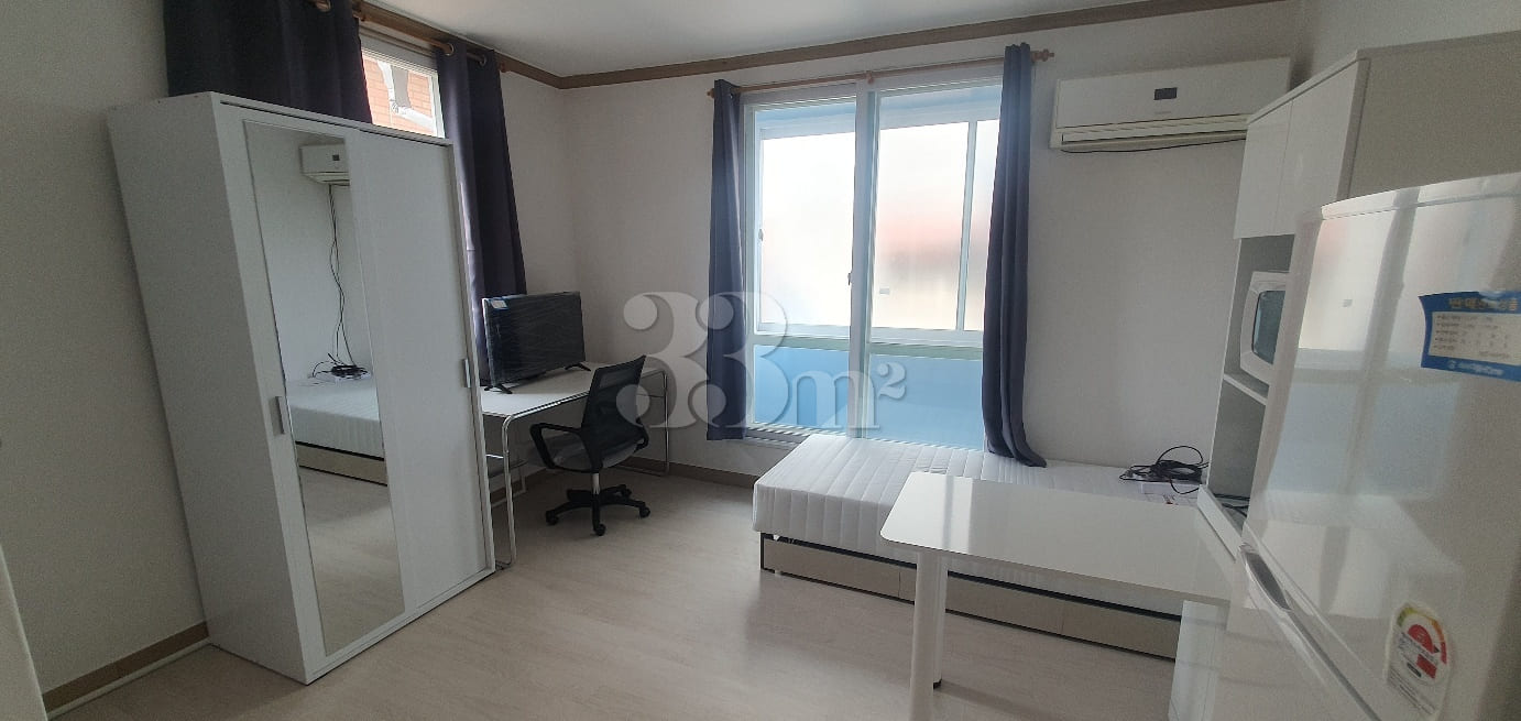 Fully furnished studio near Wonkwang Universi 0th image