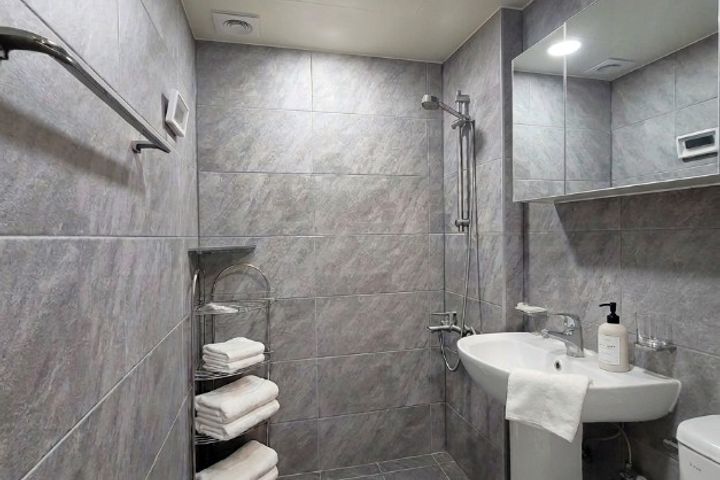 Two-room apartment, 3-minute walk from Mangwo 2th image
