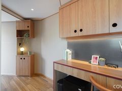 Fully-furnished Modern Studio 3th image