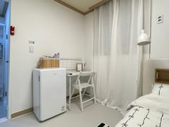 Room 102 / Warm Room / Bucheon Station 3th image