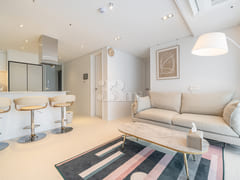3rd floor, 4 beds for 4 people + 2 bathrooms 1th image