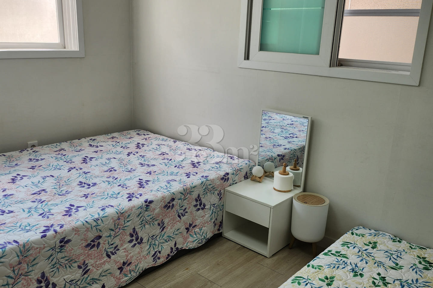 Fully Furnished Modern Two-Room Apartment #1 5th image