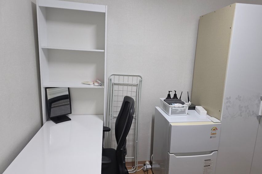 Room 303 10번째 이미지