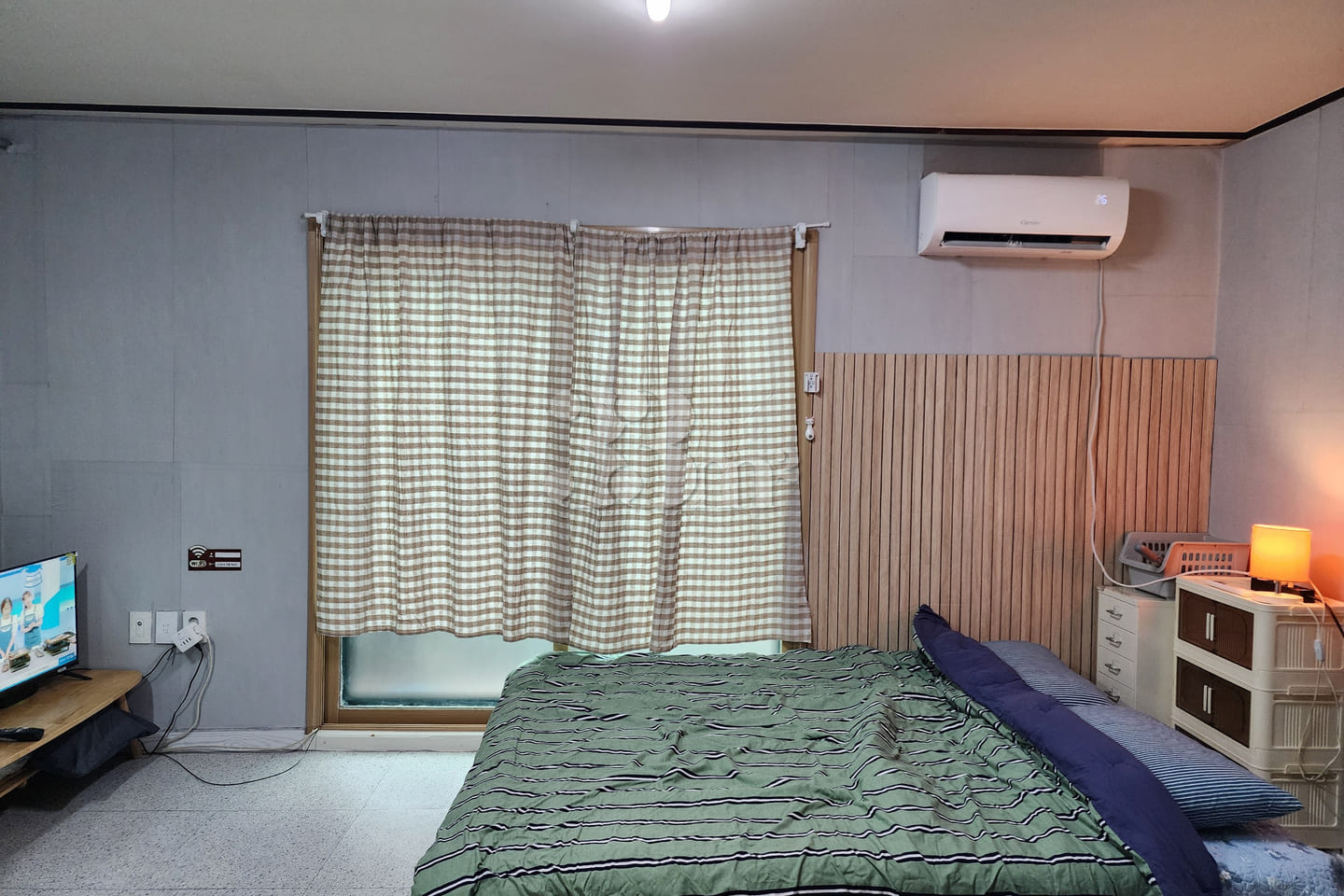 Studio apartment near Cheongnyangni Station 0th image