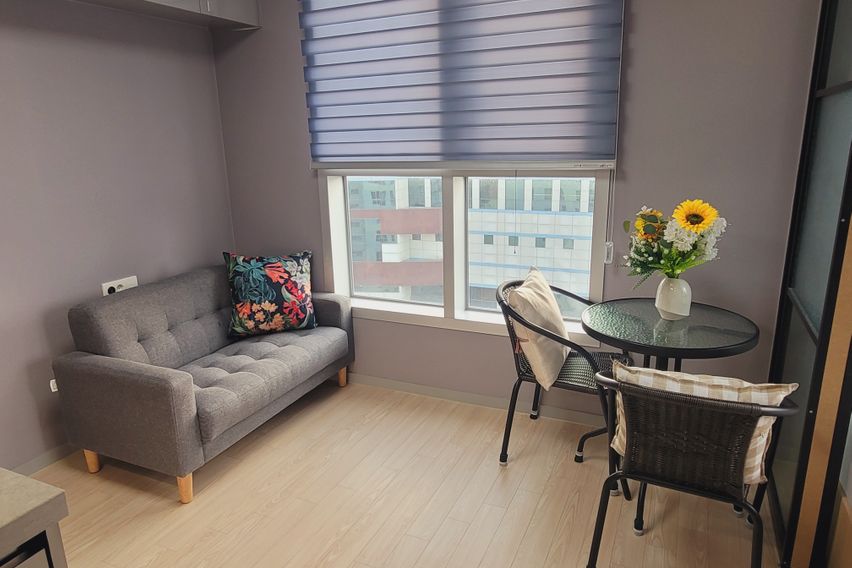 💙 1-minute walk from Dongmyo Station, best v 0th image