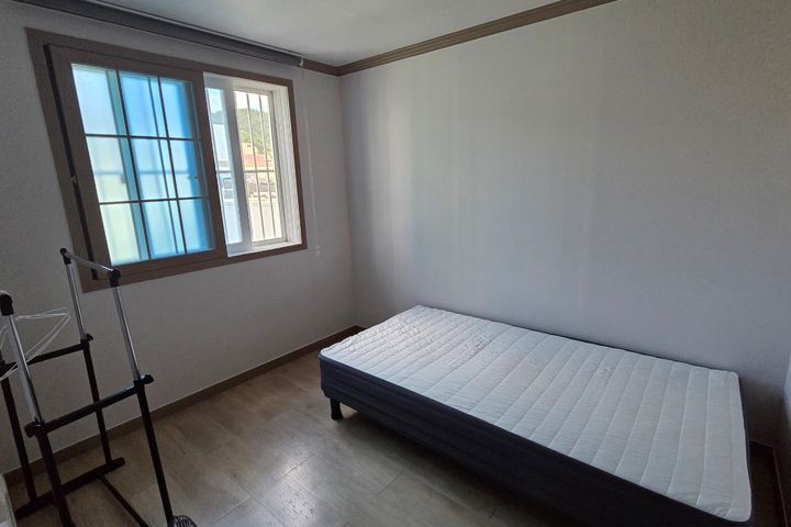 Hansolbang 5th image