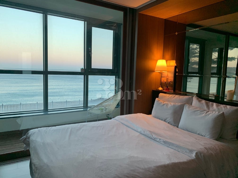 3-Room Ocean View – 10m from the Sea 8th image