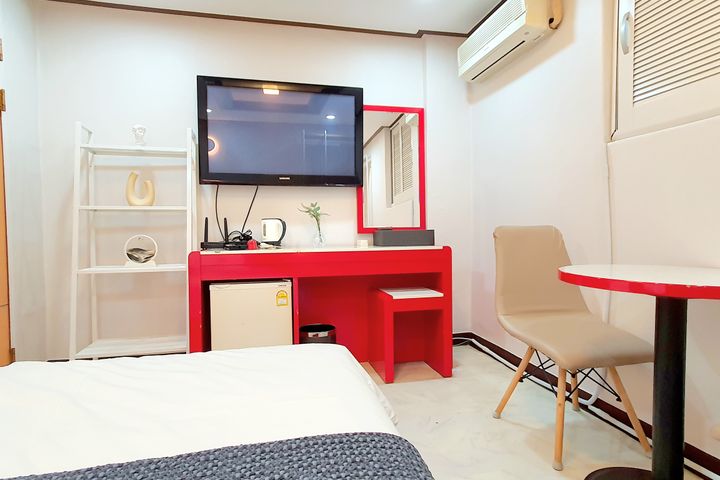 Bucheon Station Fully Furnished Studio 4 5th image