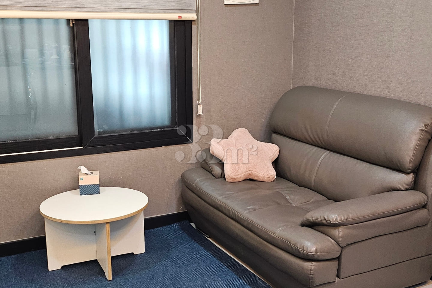 Pretty 1.5-room apartment in Dunsan-dong 1th image