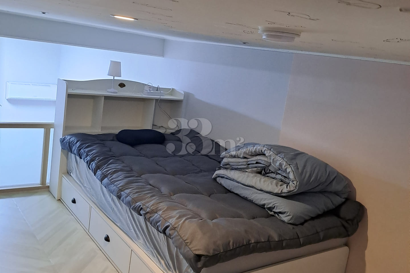 Spacious and cozy duplex room 1th image