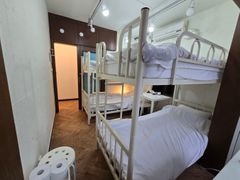 Hongdae, excellent value for money, 4 people, 5th image