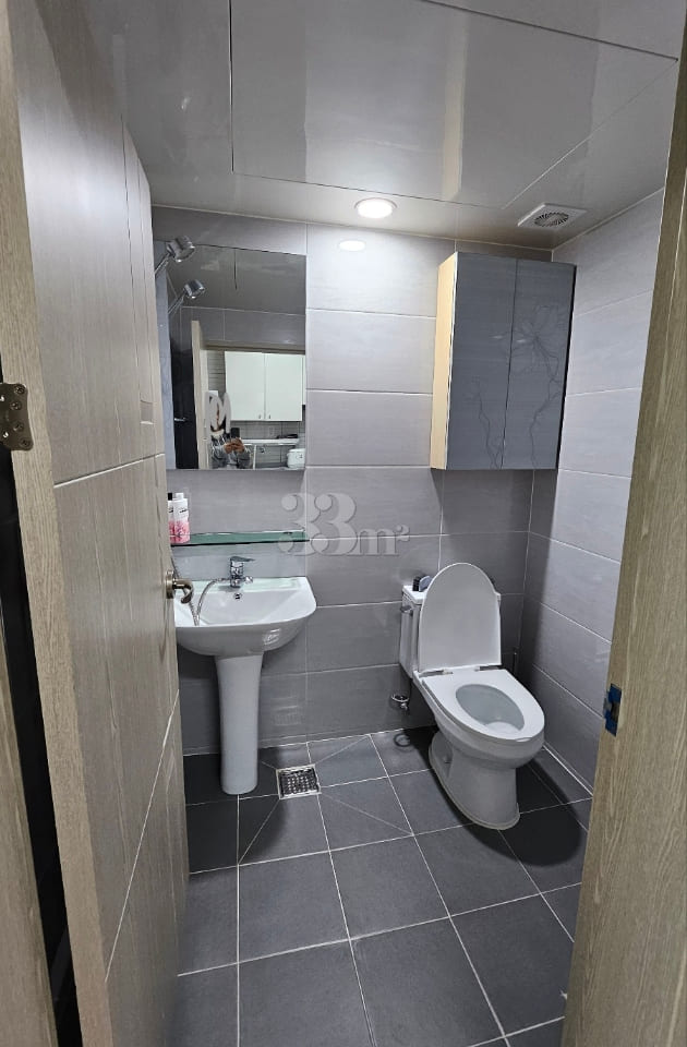 Spacious and neat studio apartment in Hotan-d 14th image