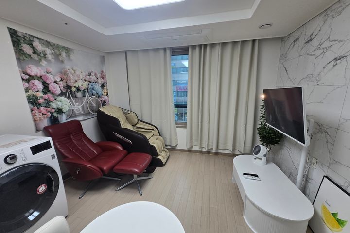 Grand Opening Special 💕 New 2-Bedroom Apartm 11th image