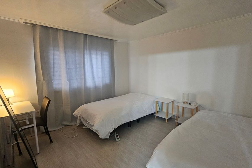 신논현역 5번출구 앞 10번째 이미지