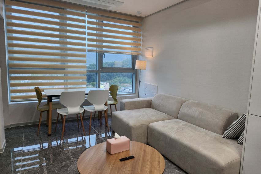 💛 A House Full of Sunshine 9 11th image