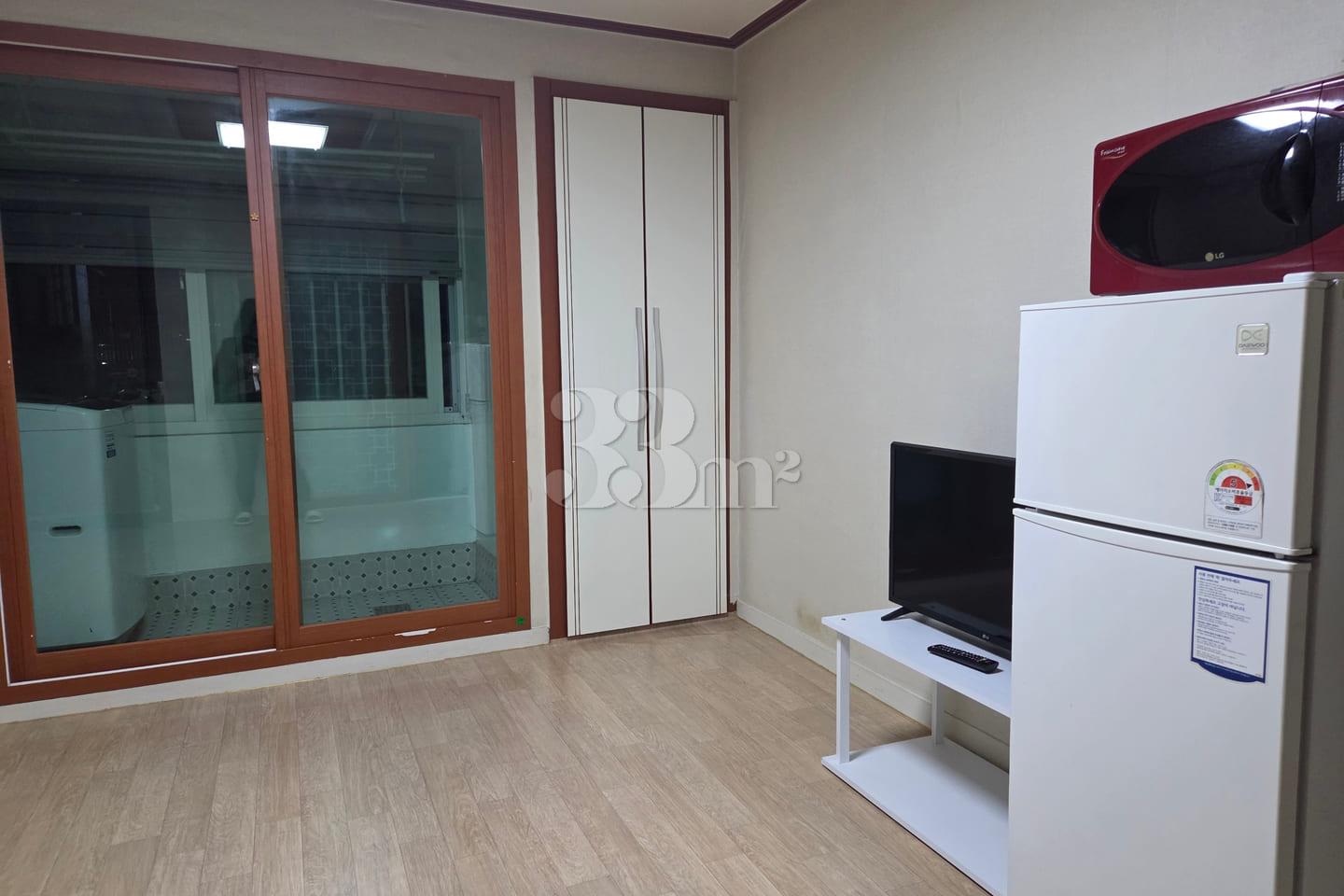 Neat studio apartment near Suwon Terminal 7th image