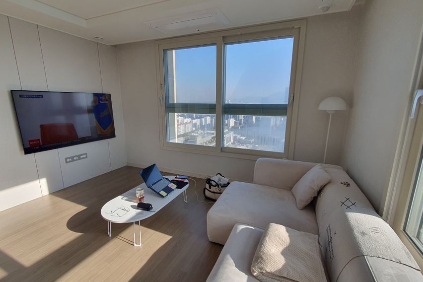 범계역1분 모비우스