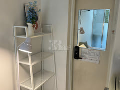Room 403 10th image