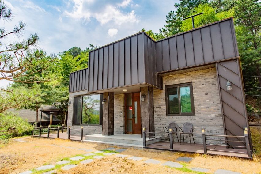 옥천,저수지,넓은정원 0번째 이미지