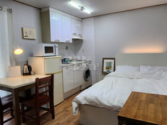 Fully furnished with a view of Cheongwadae 2th image