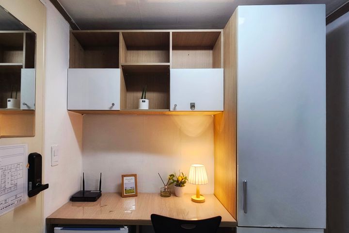 ROOM 310 1th image