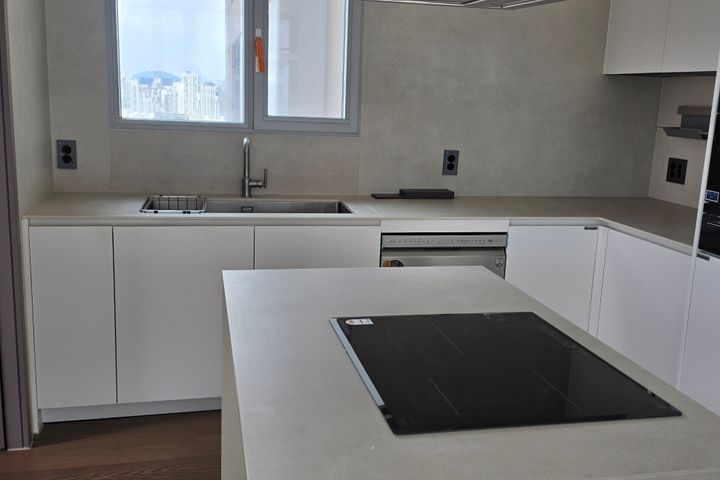 penthouse 19번째 이미지