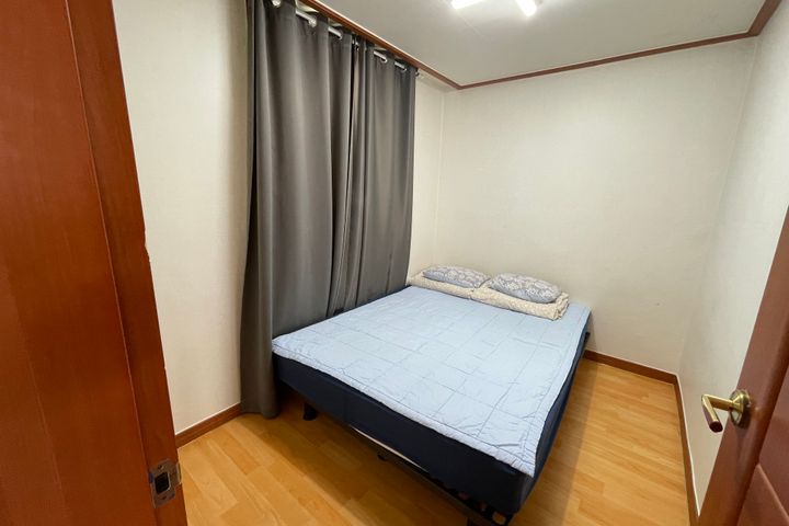 5 minutes from Hongdae/Yeonnam-dong (2 rooms) 2th image