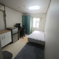 넓은1인실 방 이미지