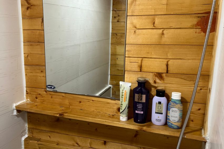 노랑하우스 1층