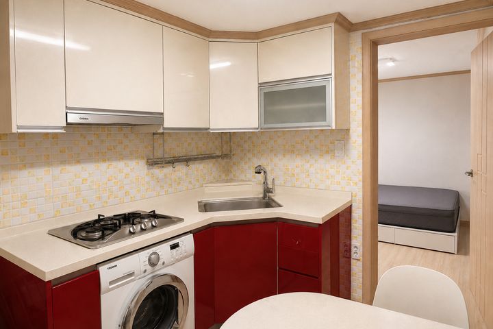 5 mins from Seoul Station / Sleeps 2 / Fully  5th image