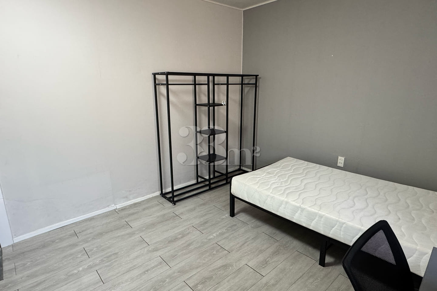 Jeong House, Unit 106 6th image
