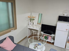 Comfortable home in Sinsa, Nonhyeon 3th image