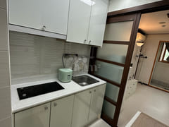It's clean and quiet. 3th image